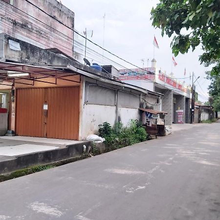 Alex Hostel 2 Palembang Exterior foto